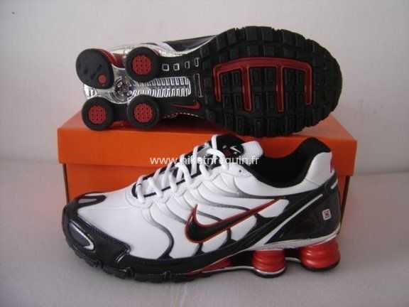 Rouge Blanc Et Noir Nike Shox Tn